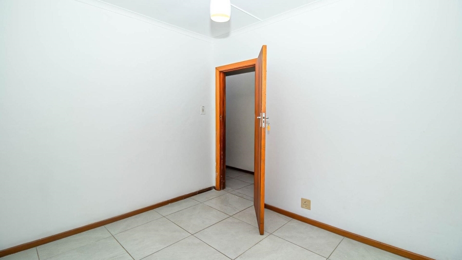 4 Bedroom Property for Sale in Hartenbos Central Western Cape